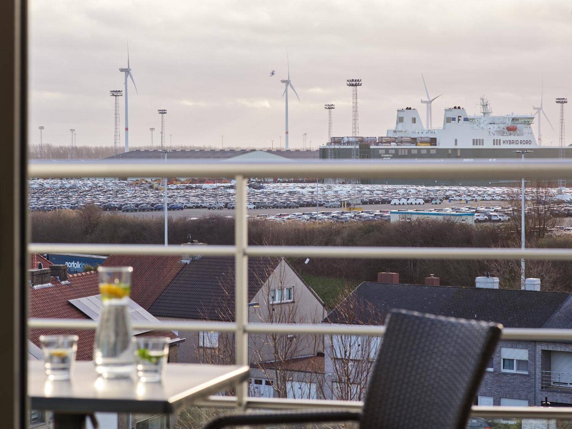 Holiday Suites Zeebrugge Exterior photo